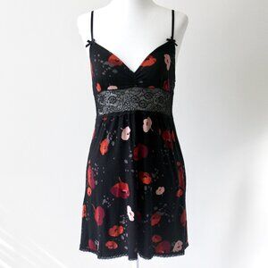 Gilligan & O'Malley Black Floral Poppy Sleeveless V-Neck Nightgown Dress Small